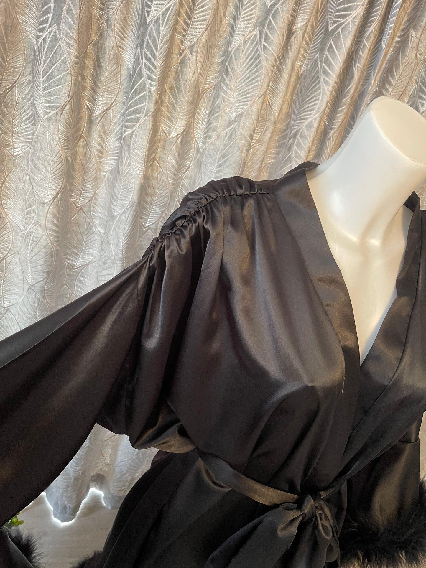 Long Black Eden Vintage Hollywood Inspired Feather Robe