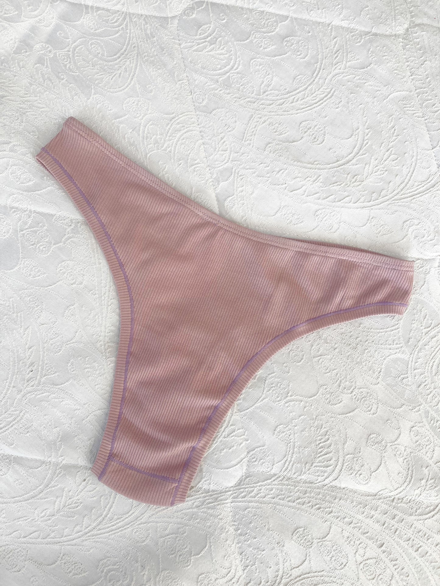 Clover Thong