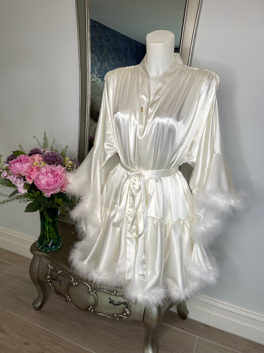 Short Ivory Bridal Pink Vintange Hollywood Inspired Feather Robe