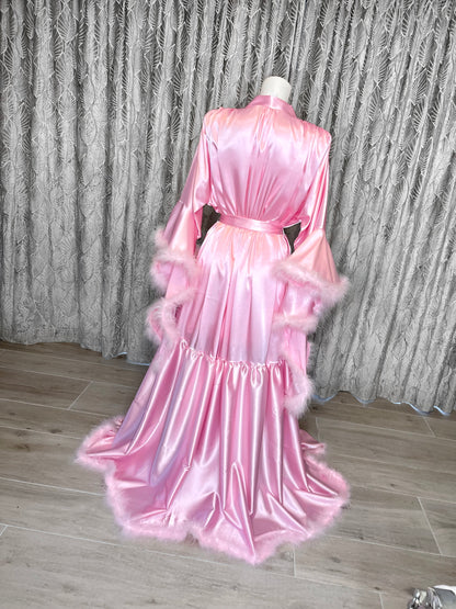 Ophelia Pink Hollywood Vintage Style Feather Robe
