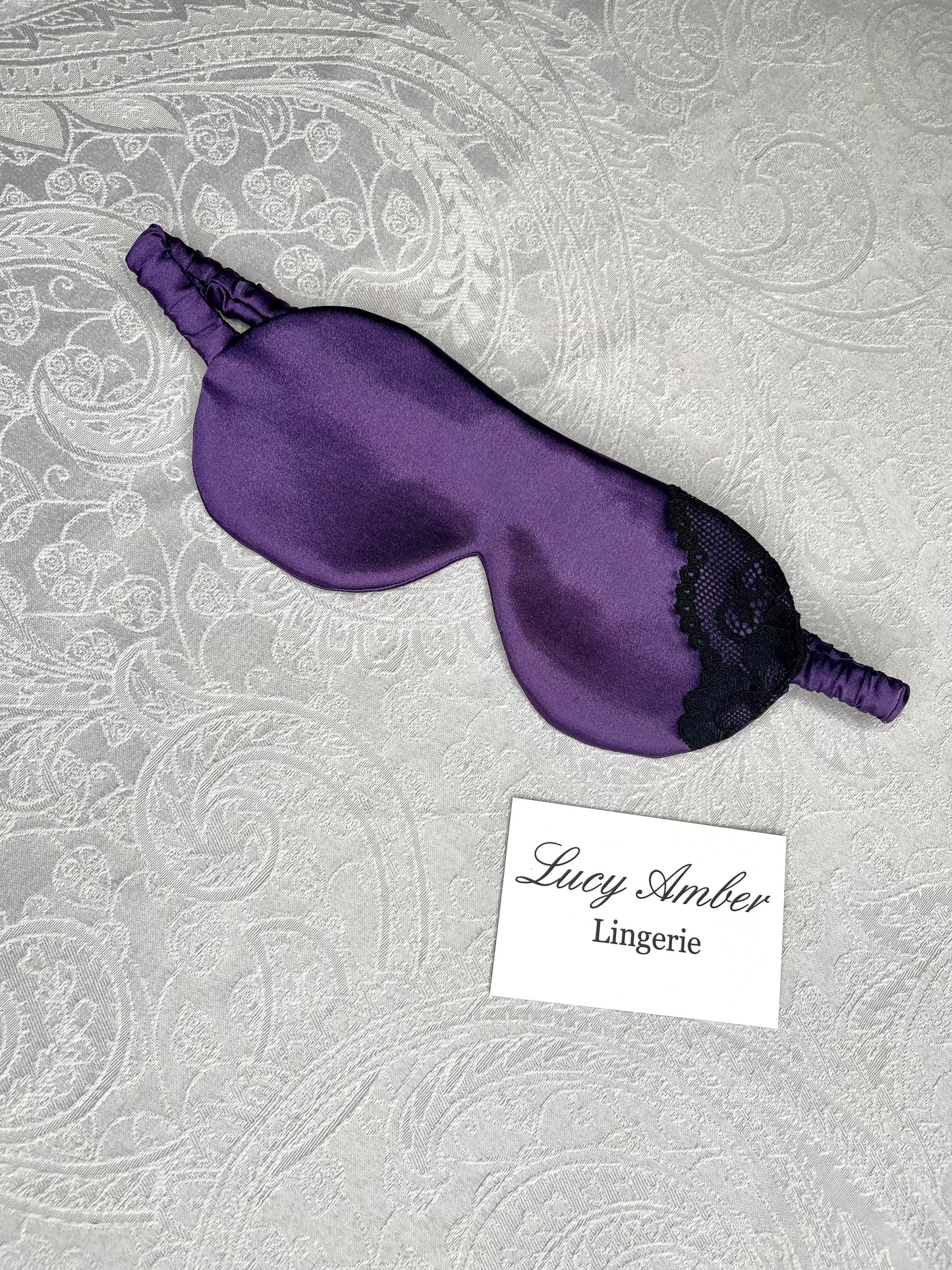 Naomi eye mask
