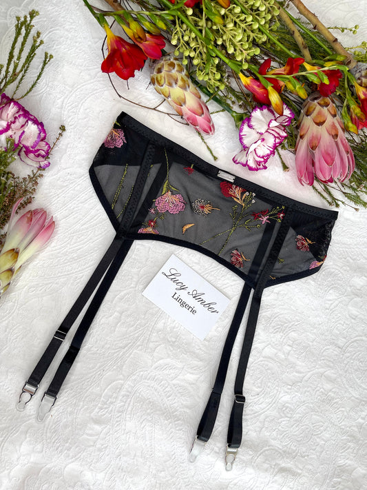 Willow Suspender Belt