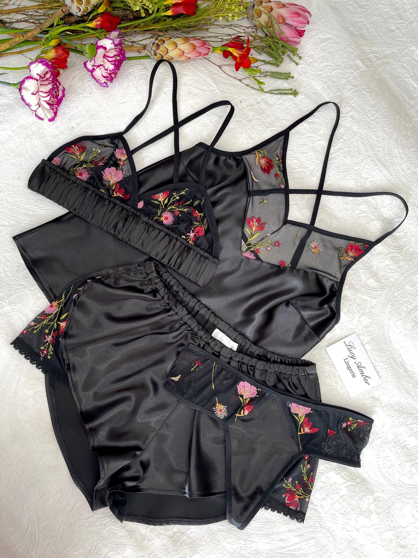 Willow Night And Lingerie Set