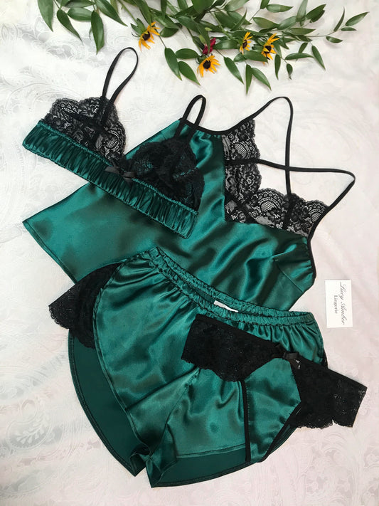 Eleanor Night And Lingerie Set