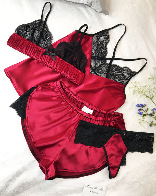 Scarlett Night And Lingerie Set